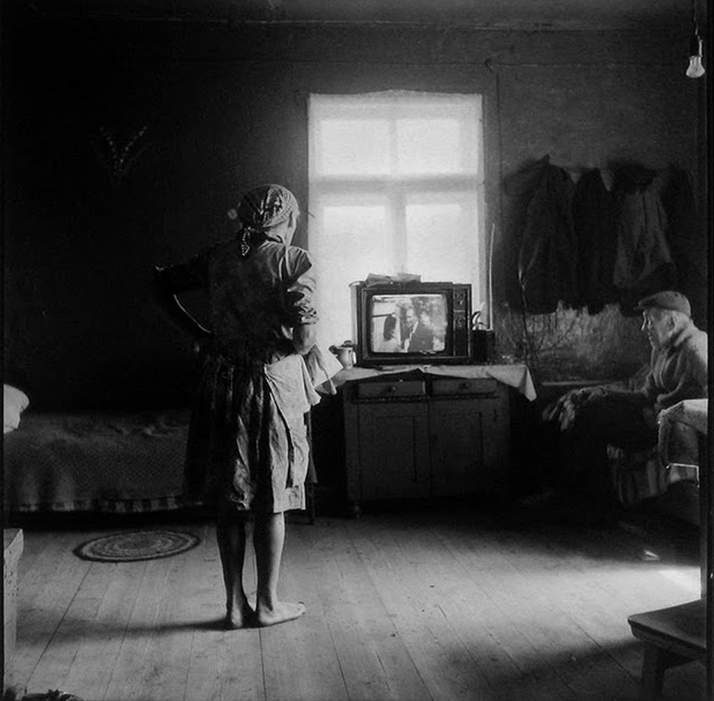 Emma Stebere and Jānis Stebers, 1984, photographed by Inta Ruka