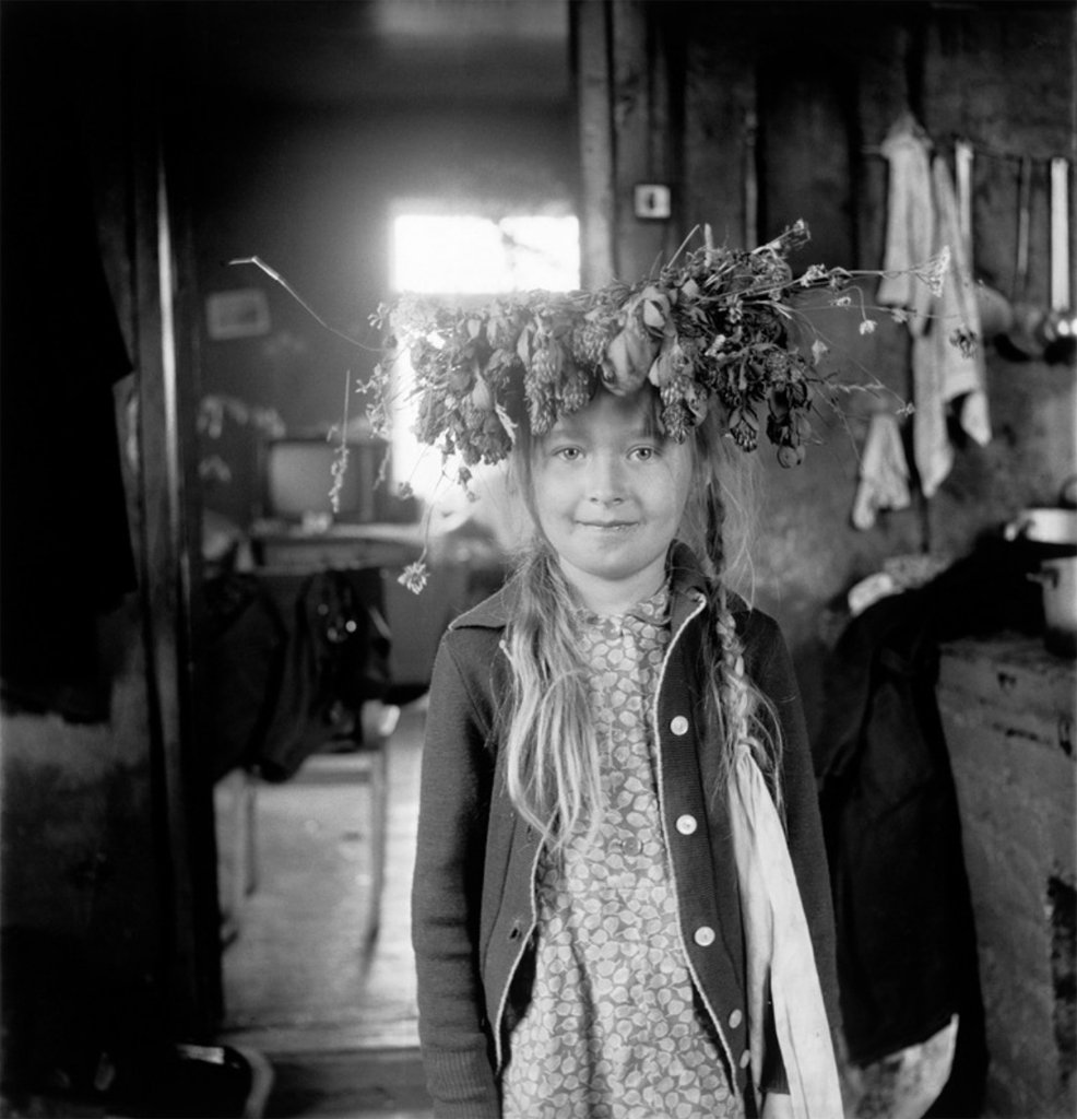 Iveta Tavare, 1986, photographed by Inta Ruka